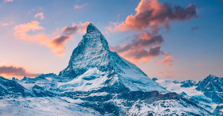 Global payments and transfers Image of a Snowy Mountain